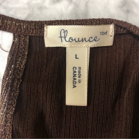 Flounce Dressy Blouse Brown and Gold Size L NWT - Picture 3 of 4